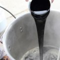 Brewing in Batches: A Beginner's Guide to Home Beer Brewing